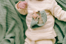 Load image into Gallery viewer, Mint diamond blanket - Nenes Lullaby Boutique Inc