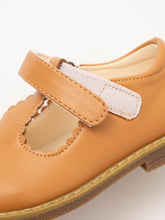 Load image into Gallery viewer, Marie Nicole Clothing - T-Strap Mary Jane Hard Sole Shoes: Onyx / 5C