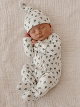 Load image into Gallery viewer, Cactus / Organic Pointelle 2-Way Zip Footie: 3-6M