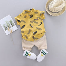 Load image into Gallery viewer, Leaf Print Short-sleeve Shirt and Pants Set: 3-6 Months / Blue