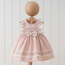 Load image into Gallery viewer, Girl Natural Lace Design Sleeveless Elegant Muslin Dress: Rose / 3-6M