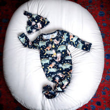 Load image into Gallery viewer, Baby in Styles - Dino astronauts knotted gown and hat set.