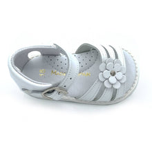 Load image into Gallery viewer, CALZADOS FERNANDEZ ALONSO SL - First steps sandal with straps: Blank / 18