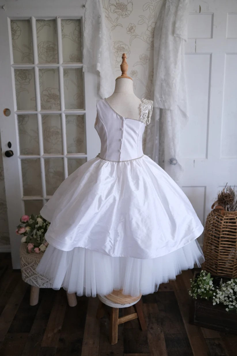 Buy White Net Little Fluffy Dress For Girls by Darleen Kids Couture Online  at Aza Fashions.