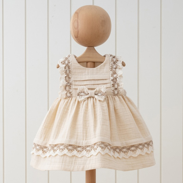 Girl Natural Lace Design Sleeveless Elegant Muslin Dress: Rose / 9-12M Girl Natural Lace Design Sleeveless Elegant Muslin Dress: Rose / 9-12M