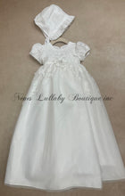 Load image into Gallery viewer, Chloe