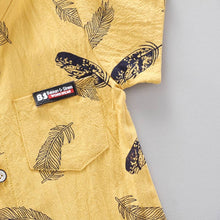 Load image into Gallery viewer, Leaf Print Short-sleeve Shirt and Pants Set: 0-3 Months / Blue