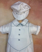 Load image into Gallery viewer, Luigi boys Shantung w/blue piping Short Sleeve Shorts with matching newsboy cap Christening / Baptism outfit by Piccolo Bacio