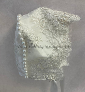 Madeline bonnet by Piccolo Bacio