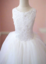 Load image into Gallery viewer, P1721 Elite Collection 2026 by Christie Helene