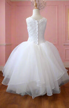 Load image into Gallery viewer, P1721 Elite Collection 2026 by Christie Helene