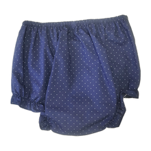 Load image into Gallery viewer, Petit Ami &amp; Zubels - Top &amp; Bloomer Set with Bishop Smocking: 3 Month