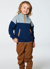 Load image into Gallery viewer, Quilted Half Zip Jersey top with pocket Gray &amp; Blue size 6