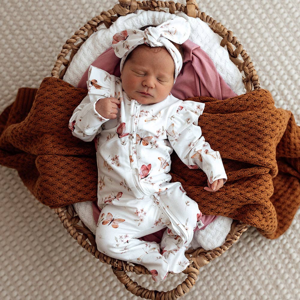 Snuggle Hunny - Butterfly Organic Snuggle Sleepsuit Zip Footie with Frill: Newborn (0000) - Nenes Lullaby Boutique Inc