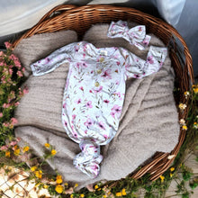 Load image into Gallery viewer, Baby in Styles - Dainty Pastel flowers - Nenes Lullaby Boutique Inc