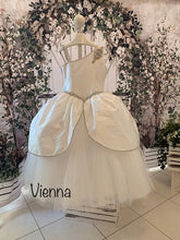 Load image into Gallery viewer, Christie Helene Couture Communion Dress Vienna